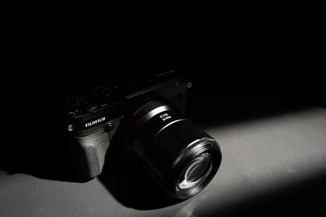 美科发布国产首款富士G卡口自动对焦镜头85mm F1.8 G